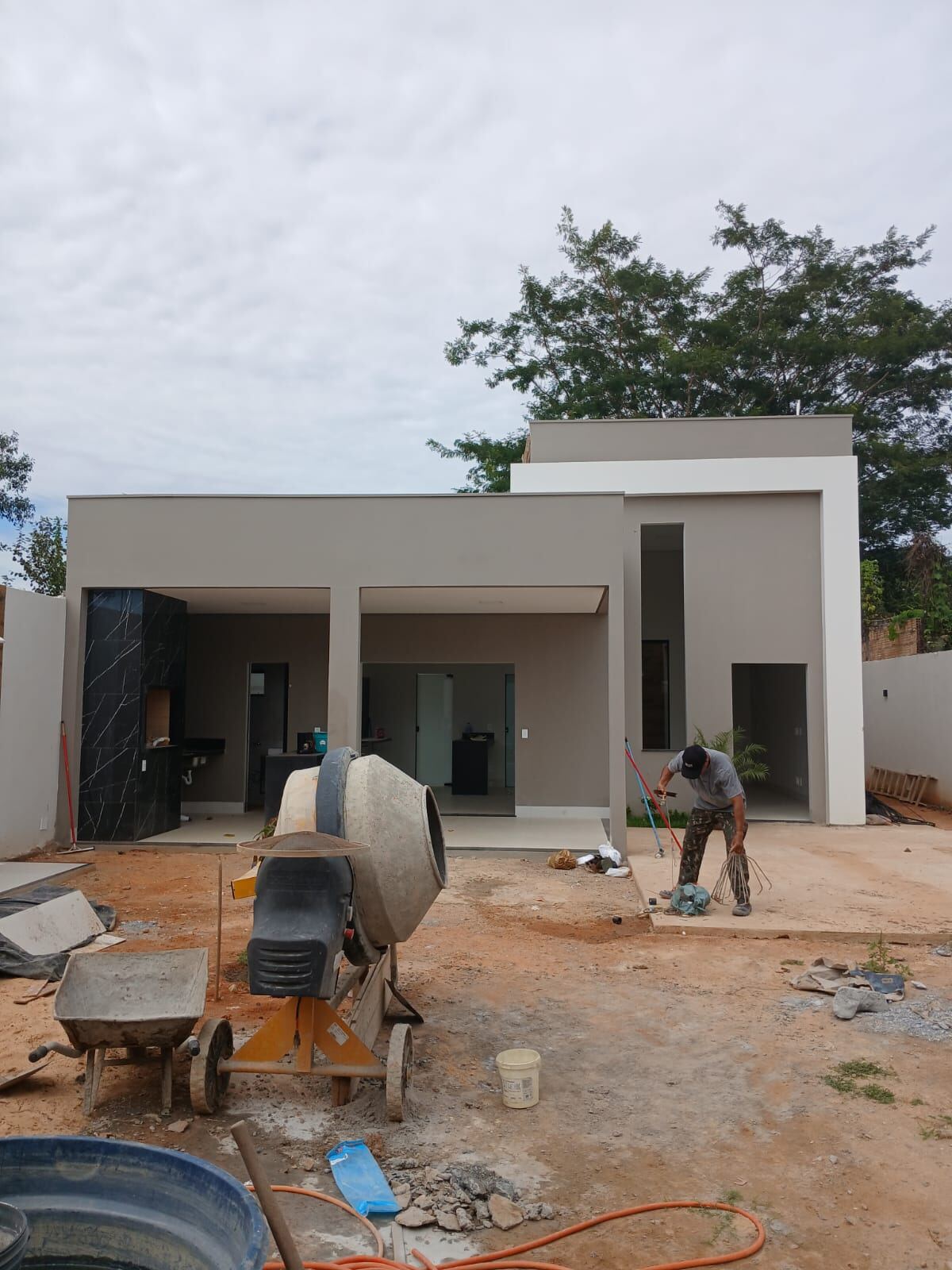 Residência em fase de acabamento, Barreiras/BA
